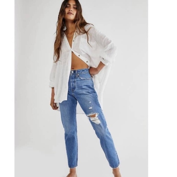 Levi Wedgie Jeans - Picture 1 of 14